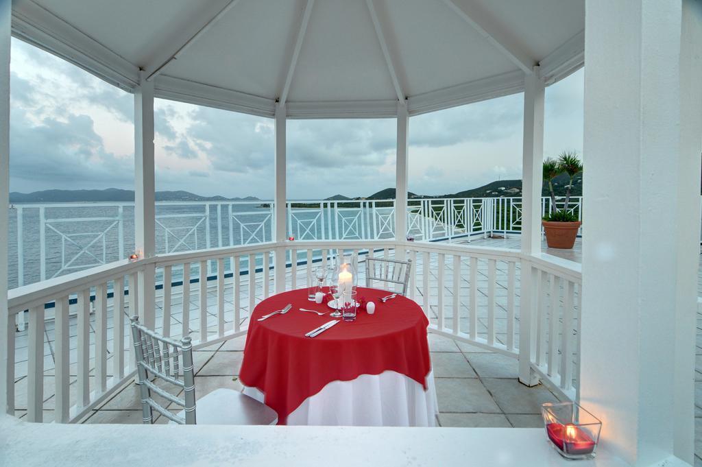ชูการ์ เบย์ รีสอร์ต แอนด์ สปา Hotel Smith Bay  ภายนอก รูปภาพ